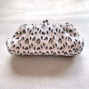 SEQUIN CHEETAH PRINT CLUTCH